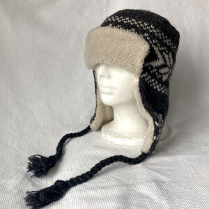 Wool-blend Fleece Lined Winter Hat Grey White Nordic Drawstring Unisex